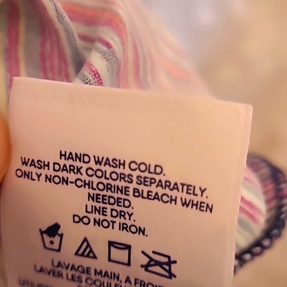 NWOT LAND'S END striped rash guard - Picture 7 of 7